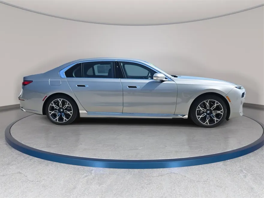 2025 Bmw i7 eDrive50 photo 1