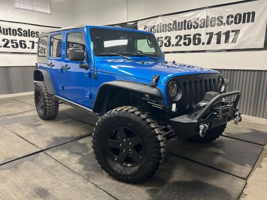 2016 Jeep Wrangler Unlimited Black Bear photo 1