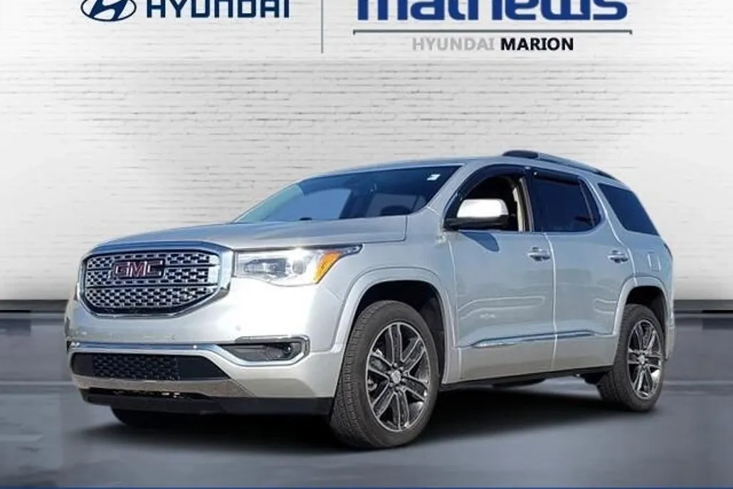 2019 Gmc Acadia Denali photo 1