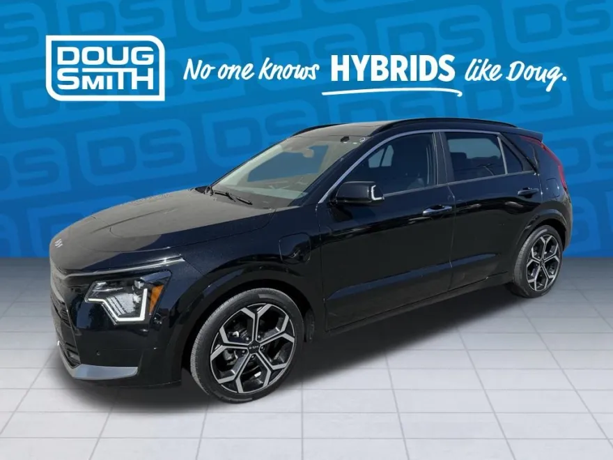 2023 Kia Niro Plug-In Hybrid SX Touring photo 1