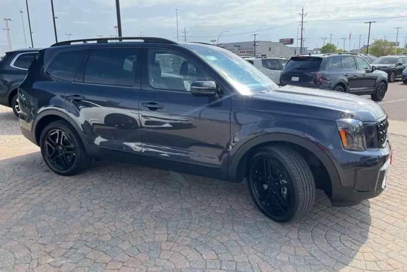 2025 Kia Telluride EX X-Line photo 1