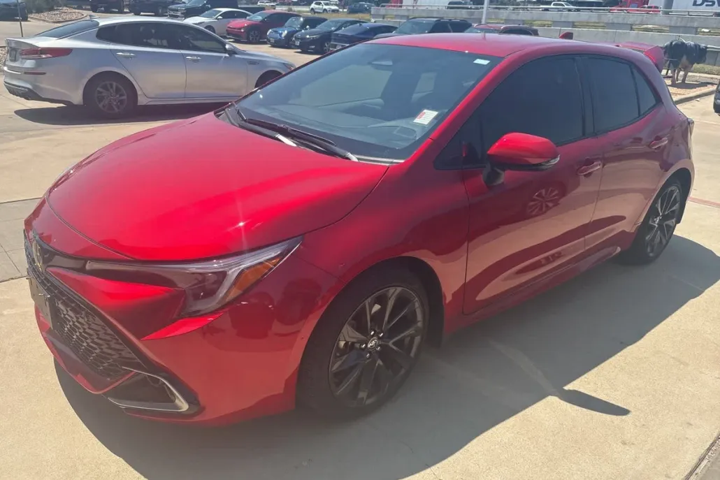 2025 Toyota Corolla XSE photo 1