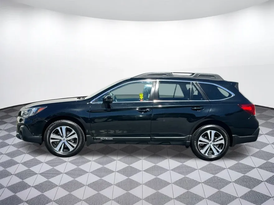 2019 Subaru Outback 3.6R Limited photo 1