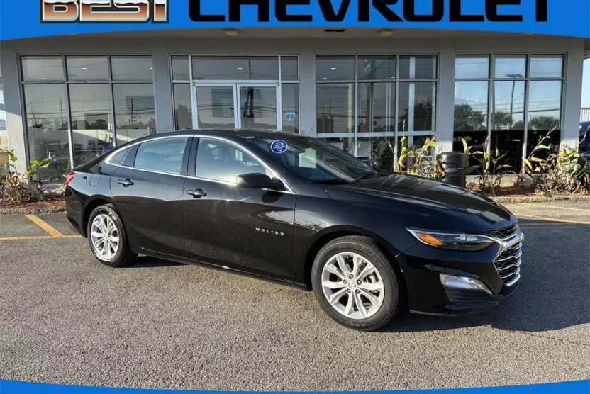 2024 Chevrolet Malibu 1LT photo 1