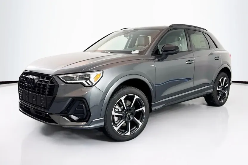 2025 Audi Q3 S line Premium Plus 45 TFSI photo 1