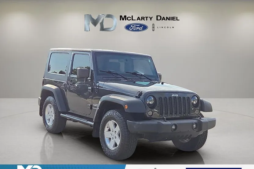 2010 Jeep Wrangler Sport photo 1