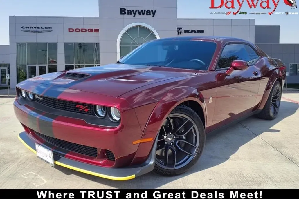 2019 Dodge Challenger R/T photo 1