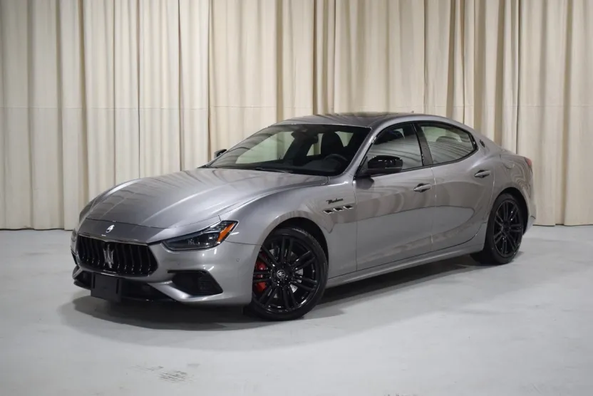 2022 Maserati Ghibli Modena Q4 photo 1