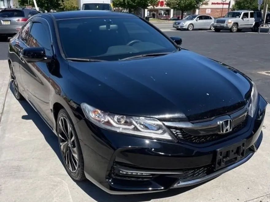 2016 Honda Accord EX photo 1