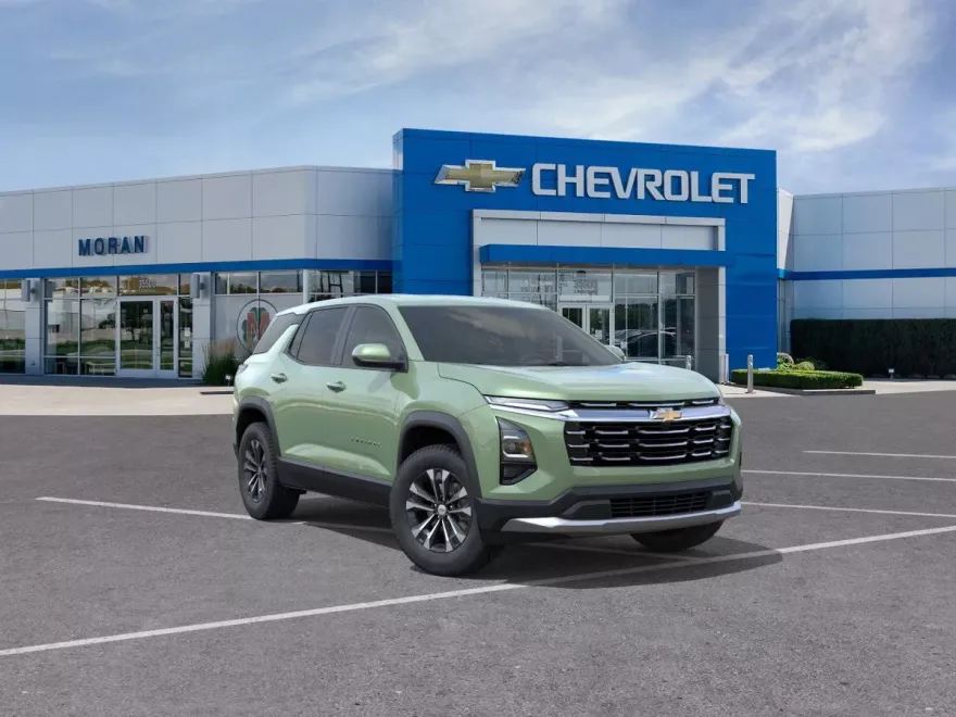 2026 Chevrolet Equinox LT photo 1