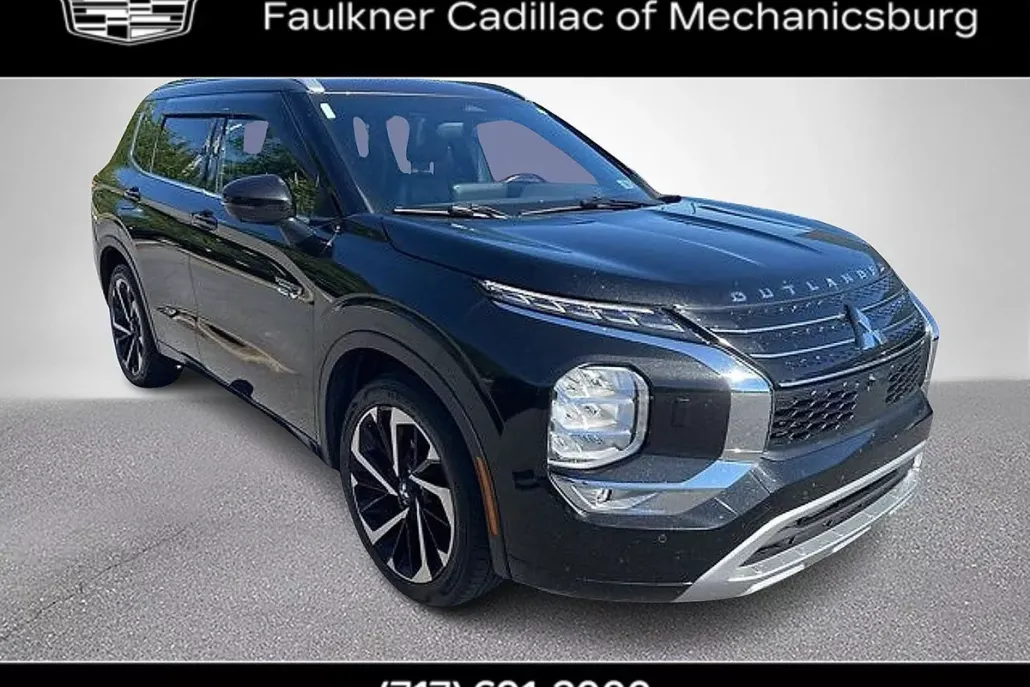 2023 Mitsubishi Outlander PHEV SEL photo 1