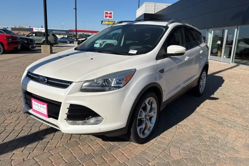 2014 Ford Escape Titanium photo 1
