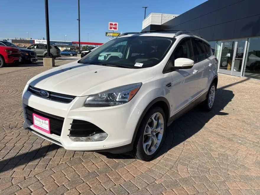 2014 Ford Escape Titanium photo 1