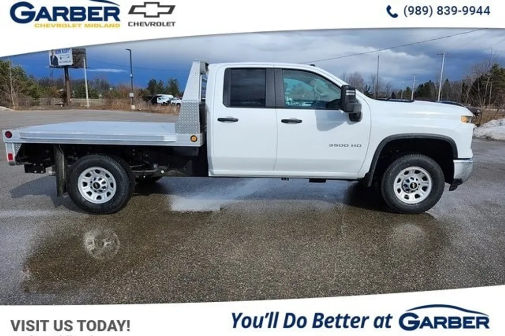 2025 Chevrolet Silverado 3500HD photo 1