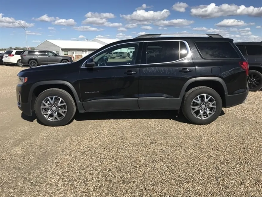 2023 Gmc Acadia SLT photo 1