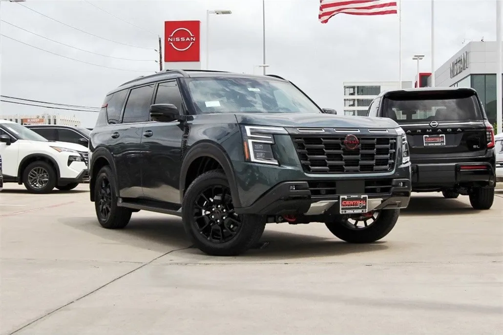 2025 Nissan Armada photo 1