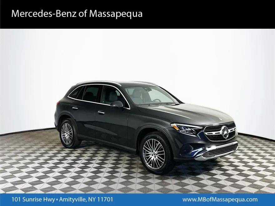 2026 Mercedes Benz GLC 300 4MATIC photo 1