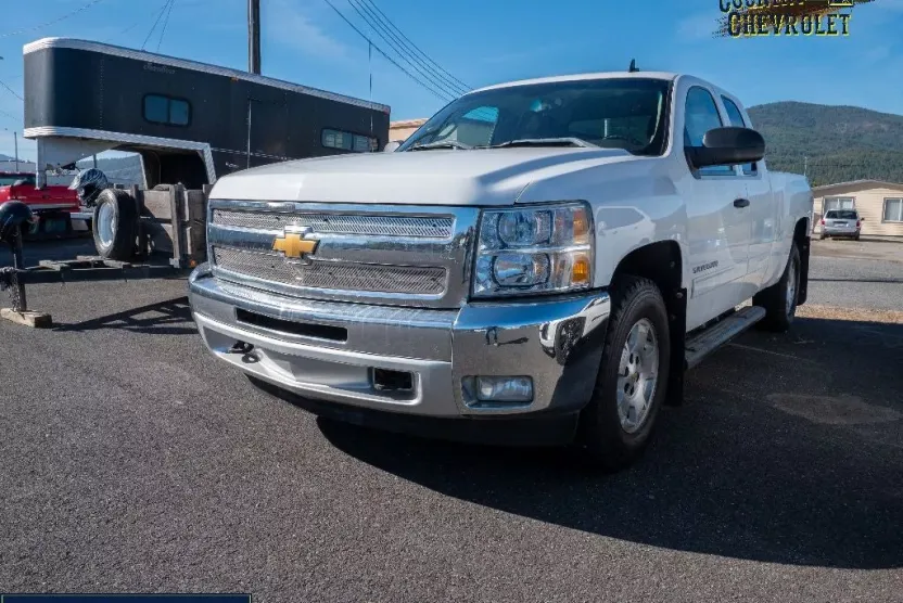 2012 Chevrolet Silverado 1500 LT photo 1