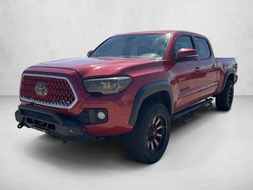 2019 Toyota Tacoma TRD V6 photo 1