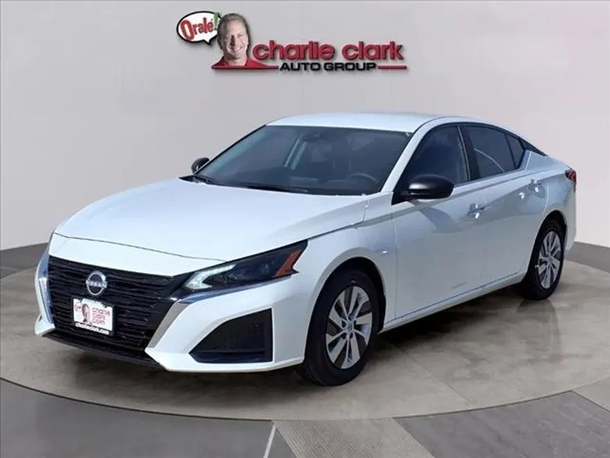 2025 Nissan Altima 2.5 S photo 1