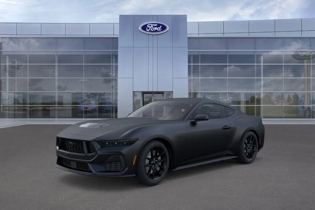 2025 Ford Mustang GT photo 1