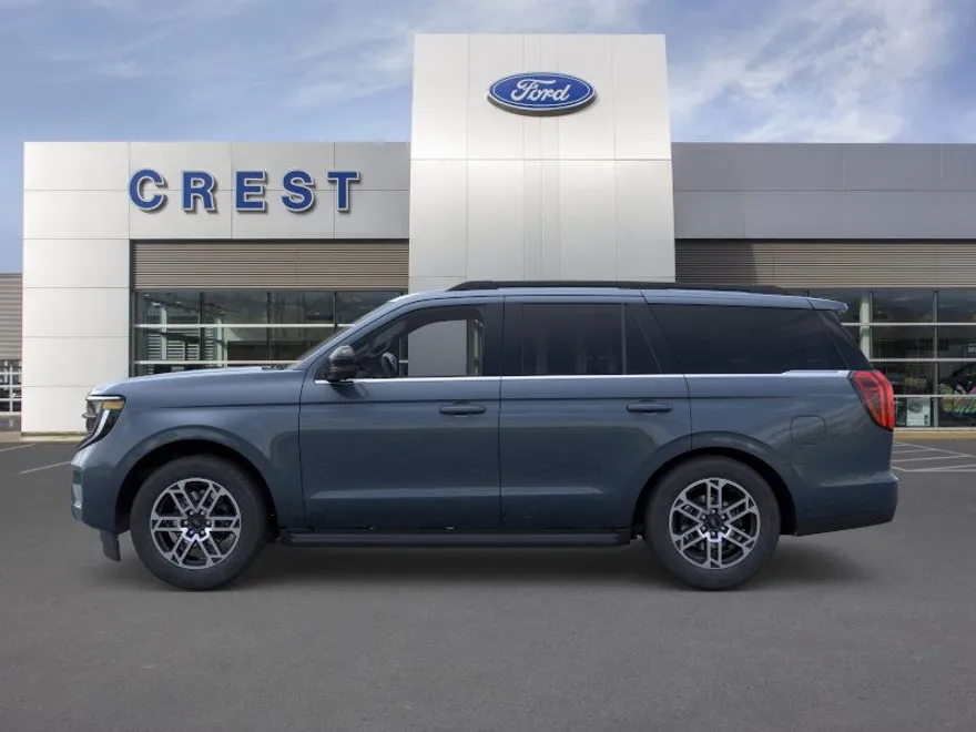 2025 Ford Expedition photo 1