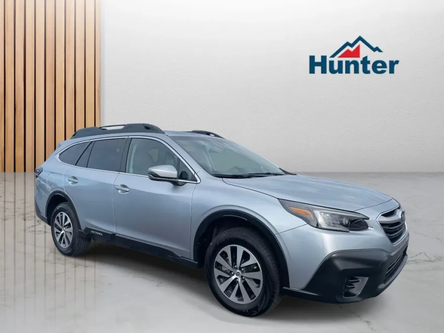 2022 Subaru Outback Premium photo 1