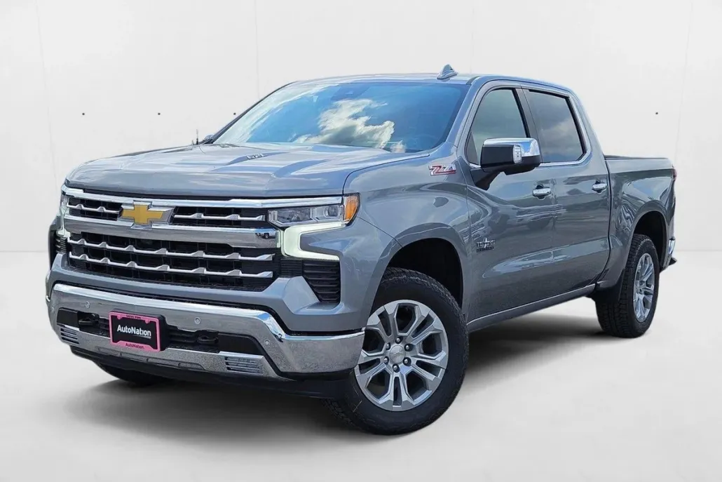 2025 Chevrolet Silverado 1500 LTZ photo 1
