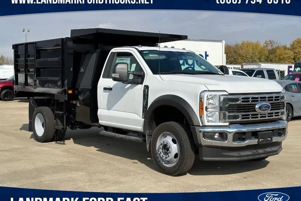 2023 Ford F-550 XL photo 1