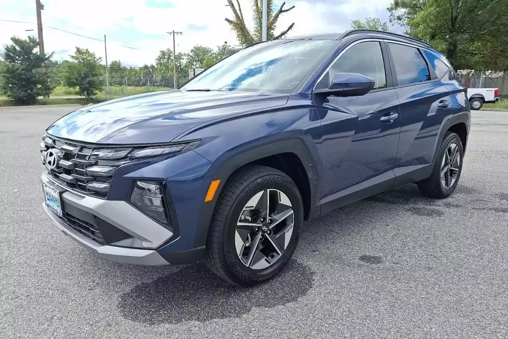 2025 Hyundai Tucson SEL photo 1