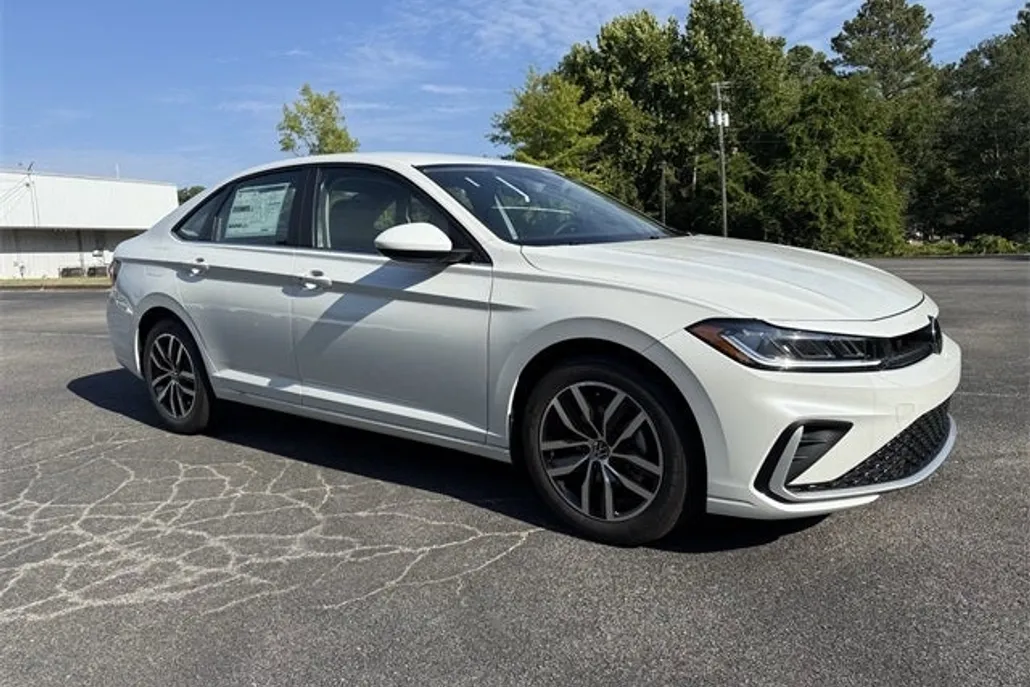 2025 Volkswagen Jetta 1.5T SE photo 1