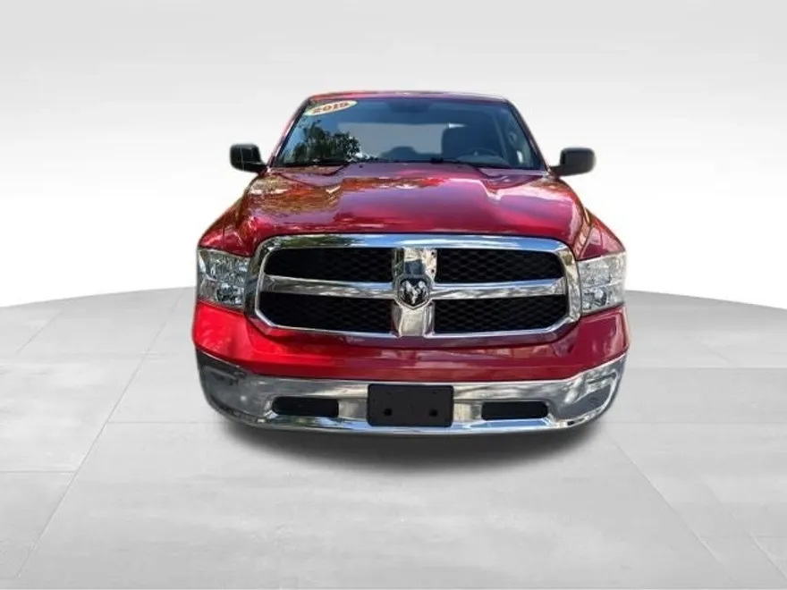 2019 Ram 1500 Classic SLT photo 1