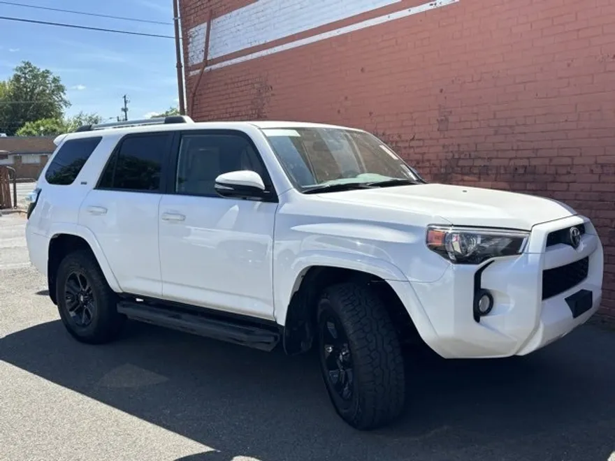 2019 Toyota 4Runner SR5 Premium photo 1