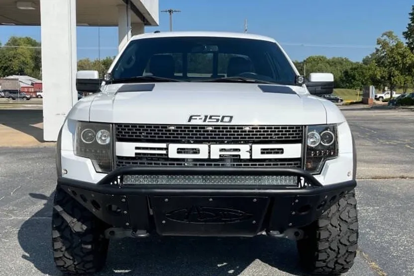 2010 Ford F-150 SVT Raptor photo 1