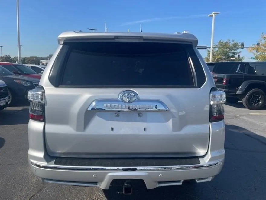 2021 Toyota 4Runner Limited photo 1