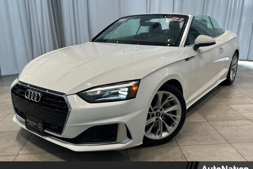 2022 Audi A5 45 Premium Cabriolet photo 1