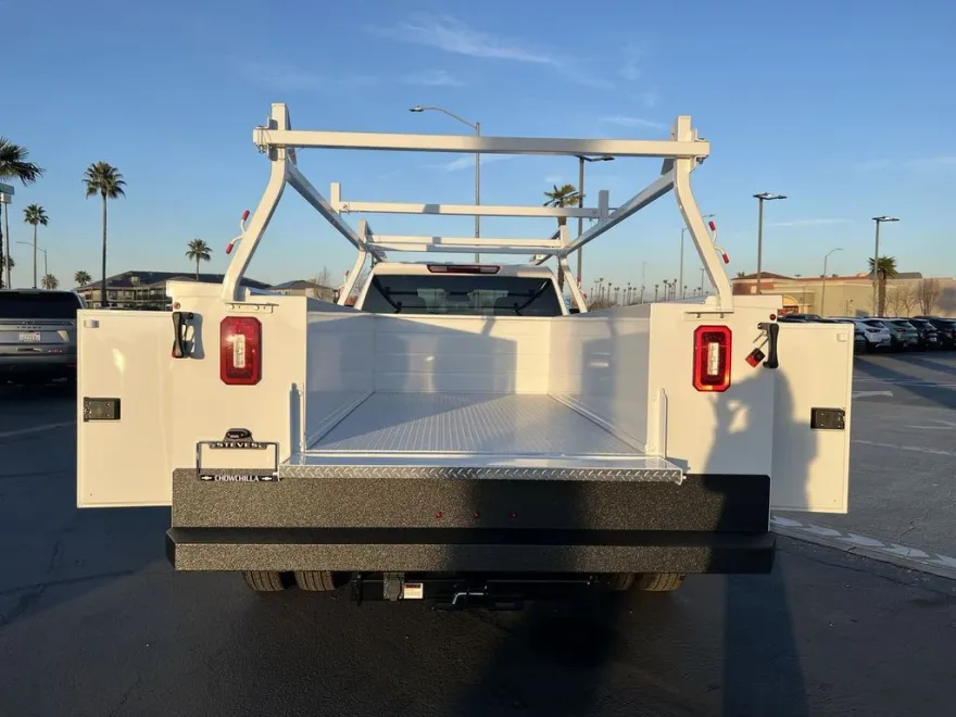 2024 Chevrolet Silverado 3500HD Work Truck photo 1