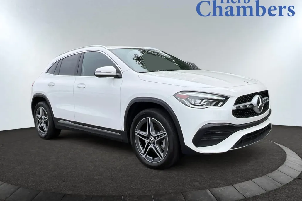 2023 Mercedes Benz GLA 250 4MATIC photo 1