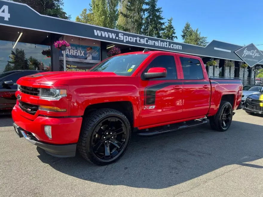 2016 Chevrolet Silverado 1500 LT photo 1