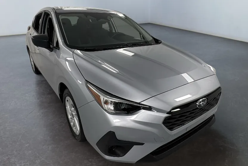 2025 Subaru Impreza Base photo 1