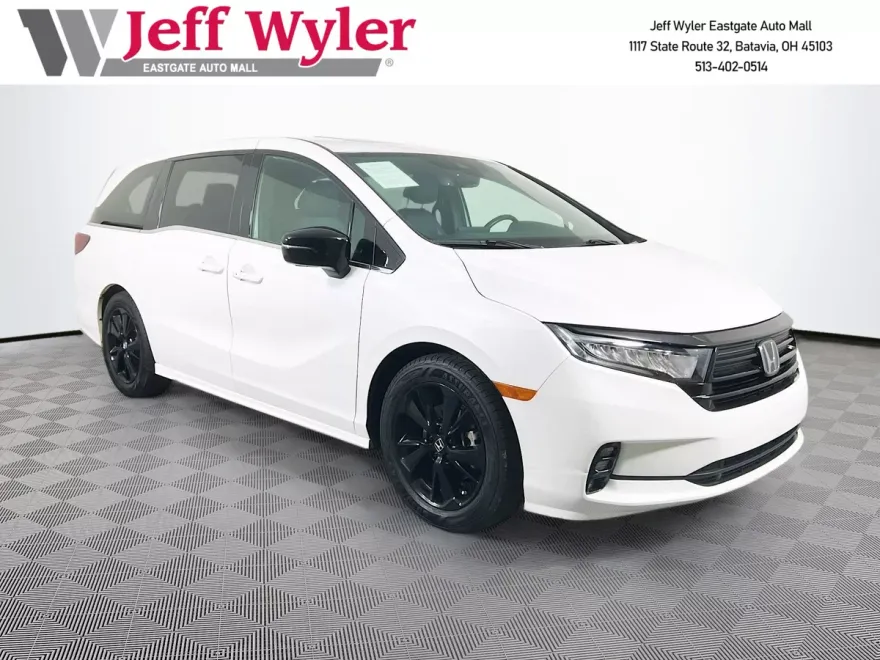2023 Honda Odyssey Sport photo 1