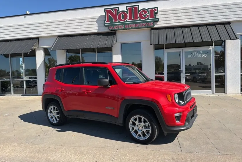 2022 Jeep Renegade Latitude photo 1