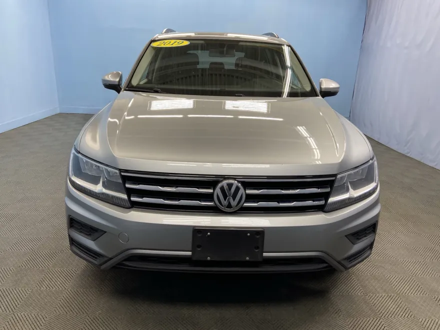 2019 Volkswagen Tiguan SE photo 1