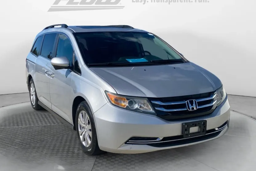 2015 Honda Odyssey EX-L photo 1