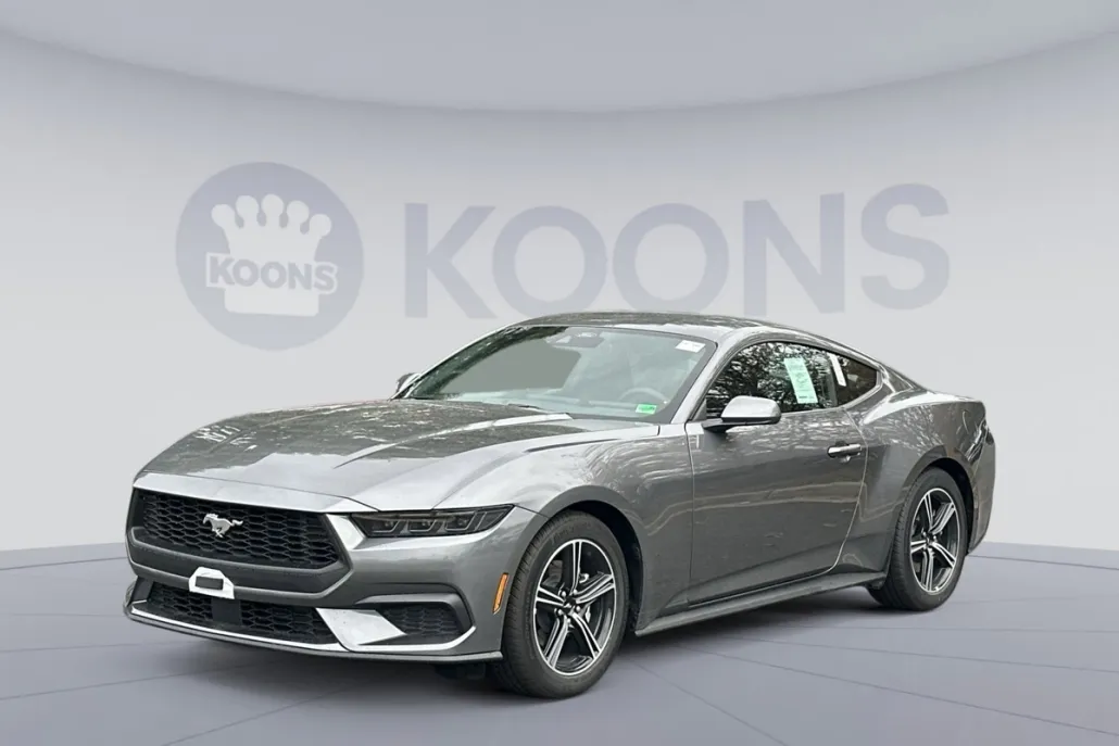 2025 Ford Mustang EcoBoost photo 1