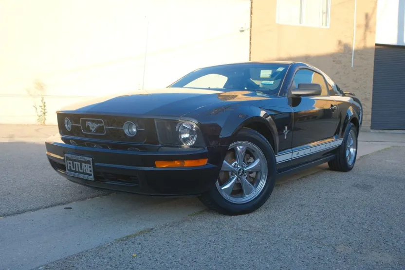 2006 Ford Mustang photo 1