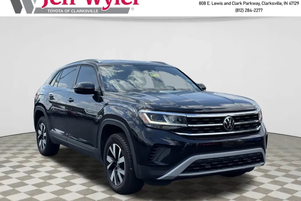 2022 Volkswagen Atlas Cross Sport SE photo 1