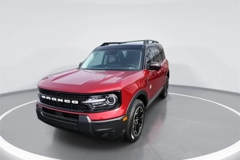 2025 Ford Bronco Sport Outer Banks photo 1