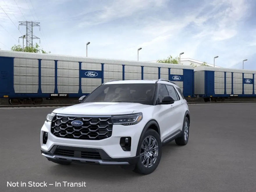 2025 Ford Explorer Platinum photo 1