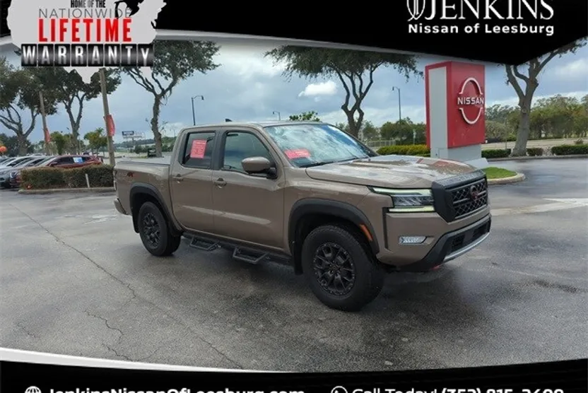 2023 Nissan Frontier PRO-4X photo 1